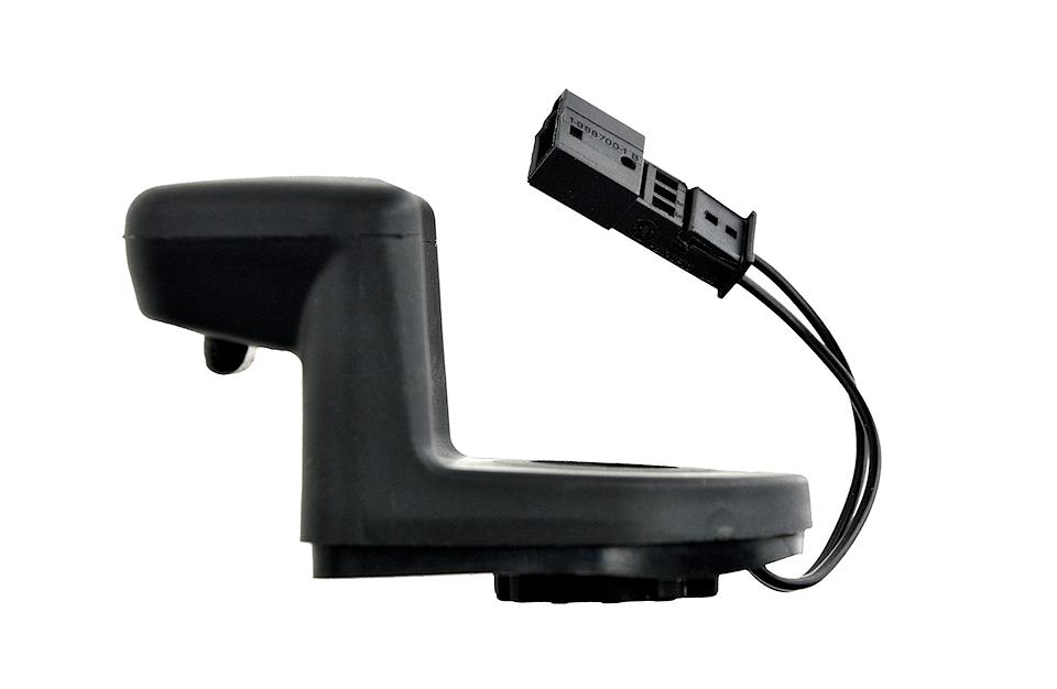 Takalasin avausnappi BMW mikrokytkimellä - Image 4