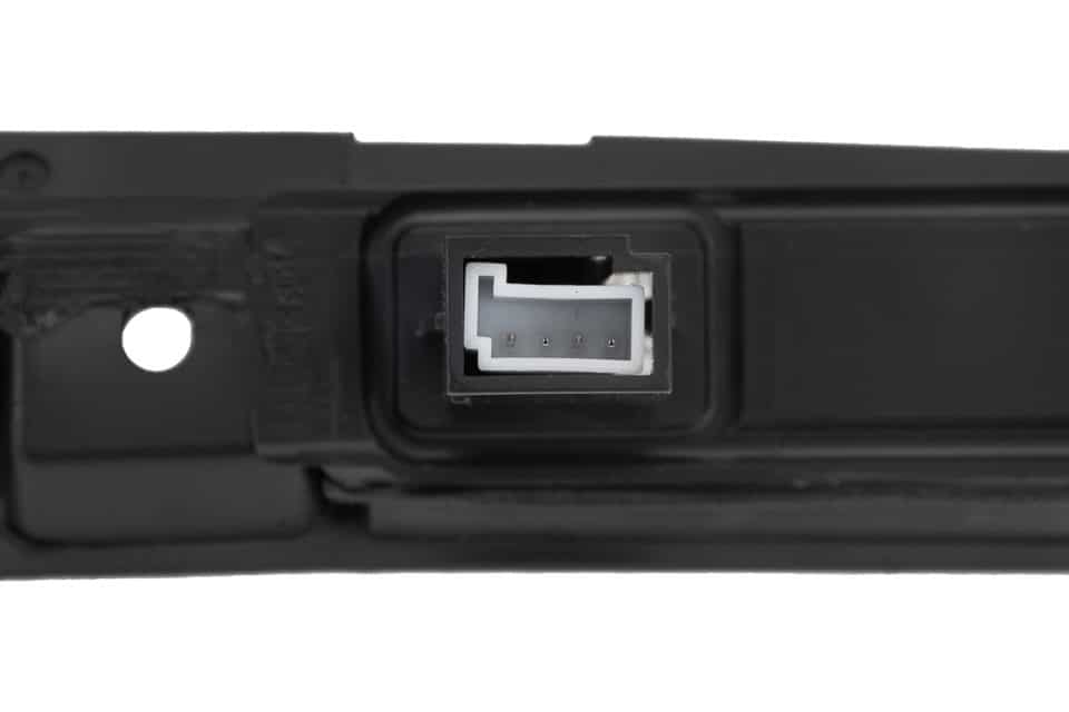 Takaluukun kahva rekisterikilven valoilla BMW X3 - Image 2