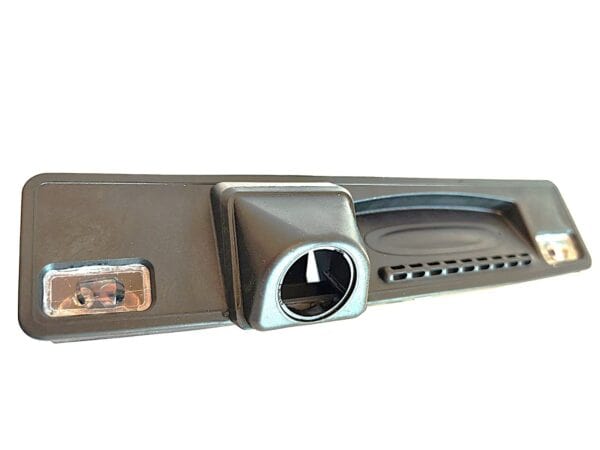 Takaluukun mikrokytkin Ford C-max, Fiesta, Focus, 2010- Malleihin peruutuskameralla