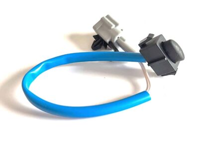 Takaluukun mikrokytkin Nissan Qashqai J10 "Keyless Entry"