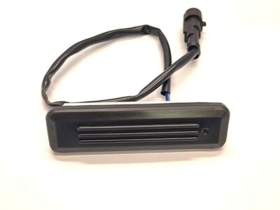 Takaluukun mikrokytkin Fiat Doblo 2015- / Opel Combo 2015-